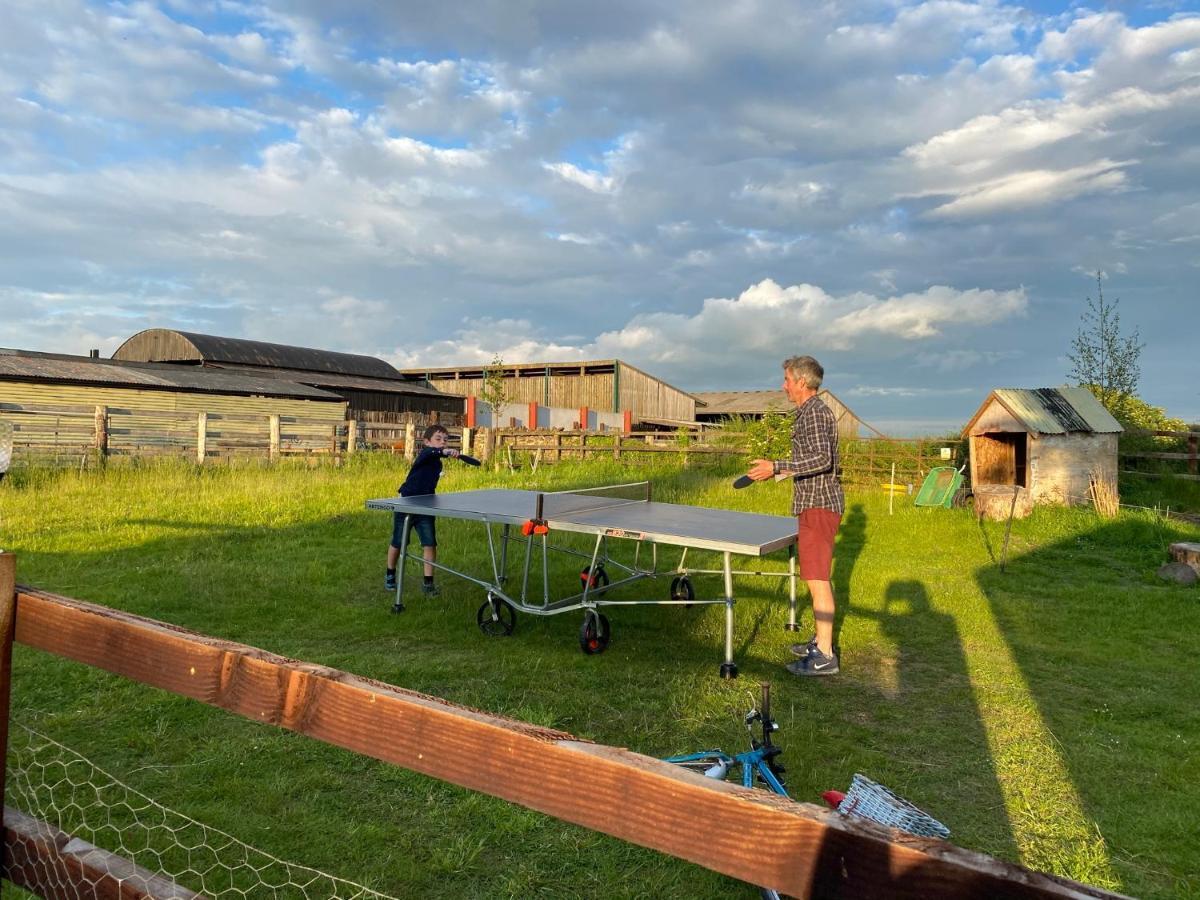 Rew Farm Country & Equestrian Accommodation - Sunrise Lodge مالكشم المظهر الخارجي الصورة